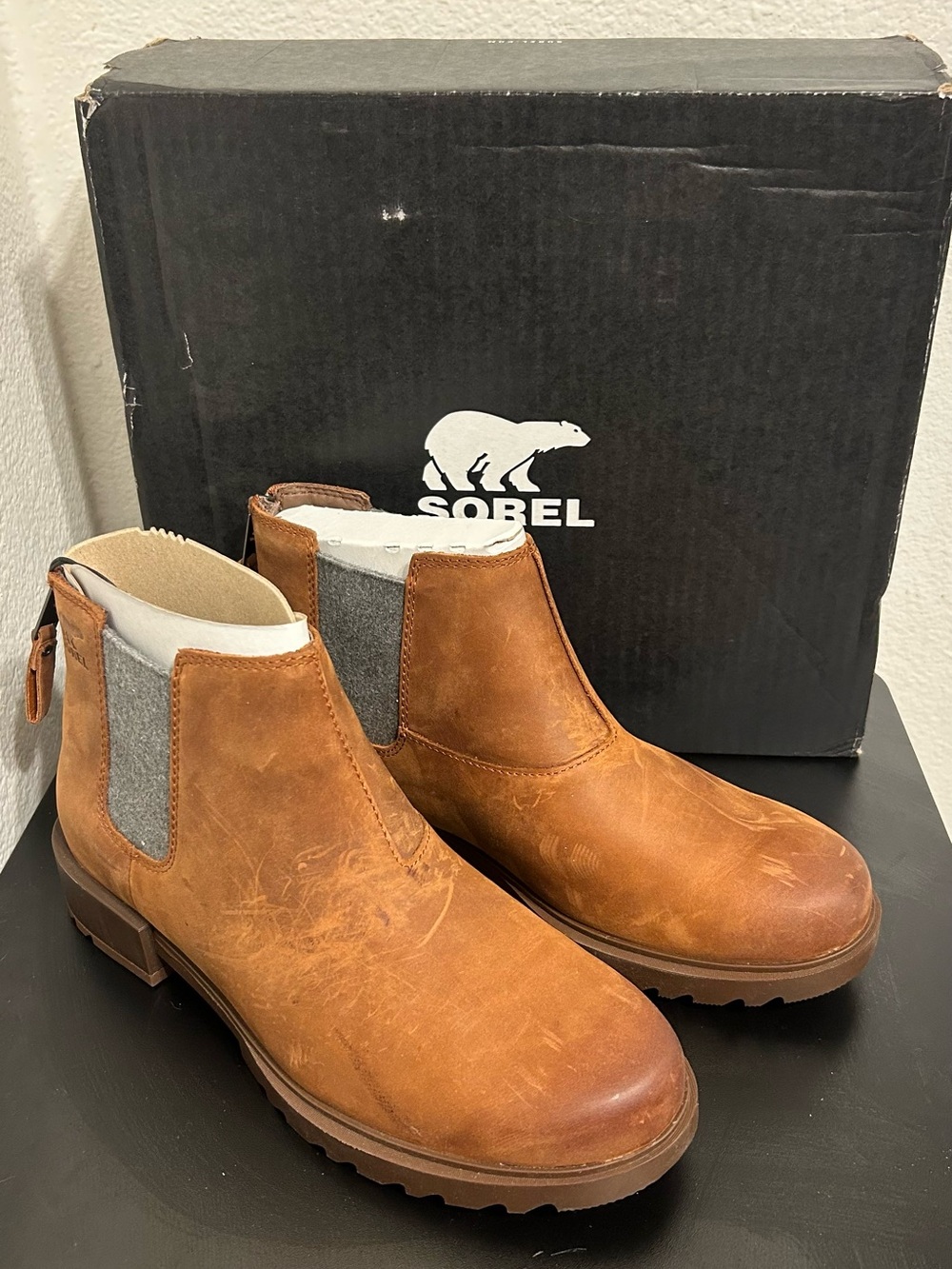 SOREL Emelie II Chelsea Heel Zip Women’s Leather Boots Dark Amber Tobacco Size 9 - Picture 1 of 11